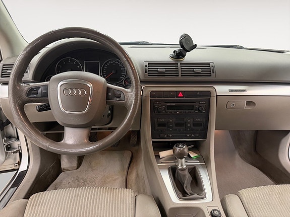 Audi A4 11 of 16