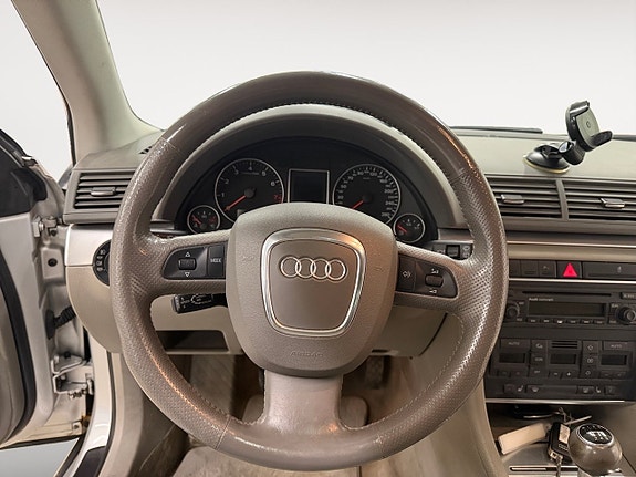 Audi A4 12 of 16