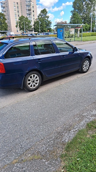 Skoda Octavia 3 of 5
