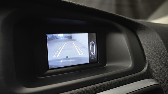 Volvo V40 19 of 27
