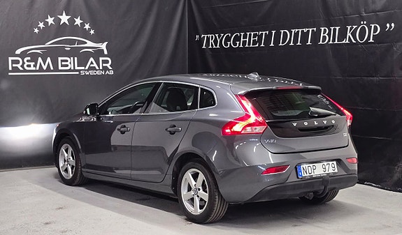 Volvo V40 5 of 5