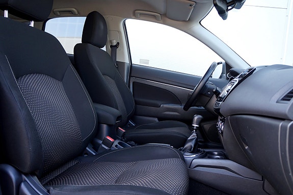 Mitsubishi ASX 12 of 24