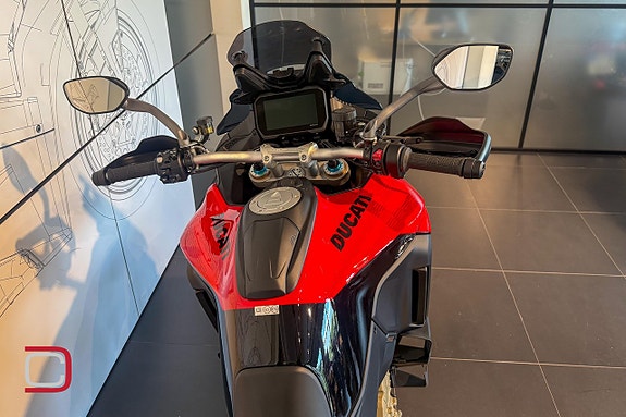 Ducati Multistrada V4 Pikes Peak *Demoutförsäljning!* 4 of 4