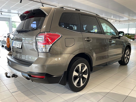 Subaru Forester 5 of 5