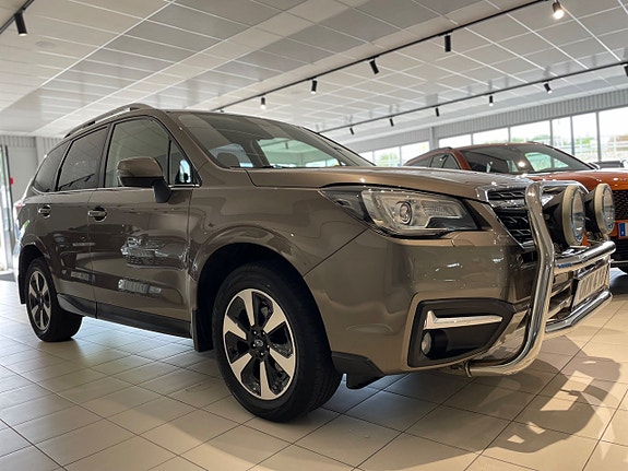 Subaru Forester 3 of 5