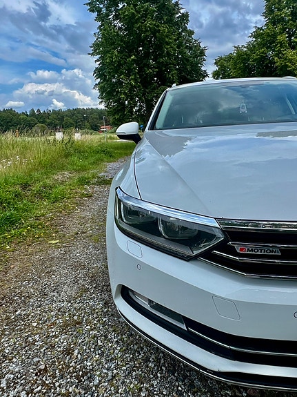 Volkswagen Passat 5 of 5