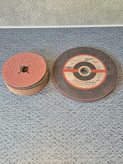 Product image 1 of 6