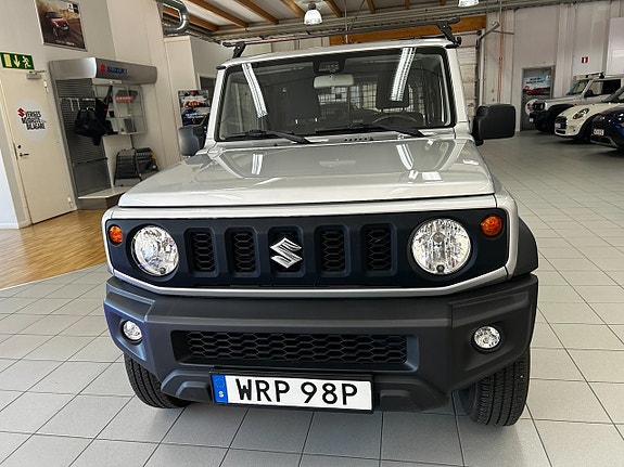 Suzuki Jimny 2 of 5