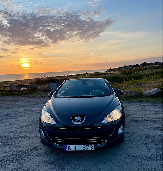 Peugeot 308 4 of 5