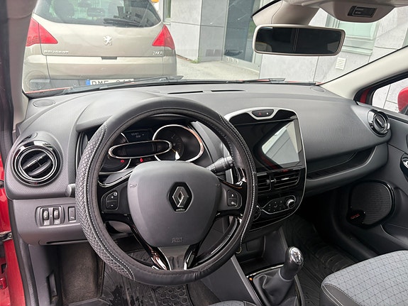 Renault Clio 7 of 16