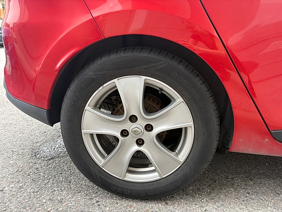 Renault Clio 6 of 16