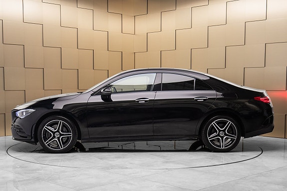 Mercedes-Benz CLA250 e 2 of 5