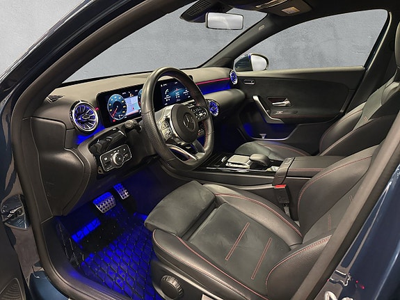 Mercedes-Benz A180 11 of 24