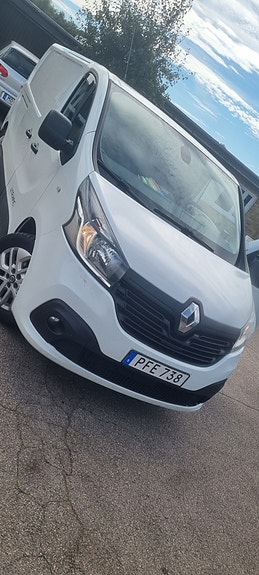 Renault Trafic 5 of 5