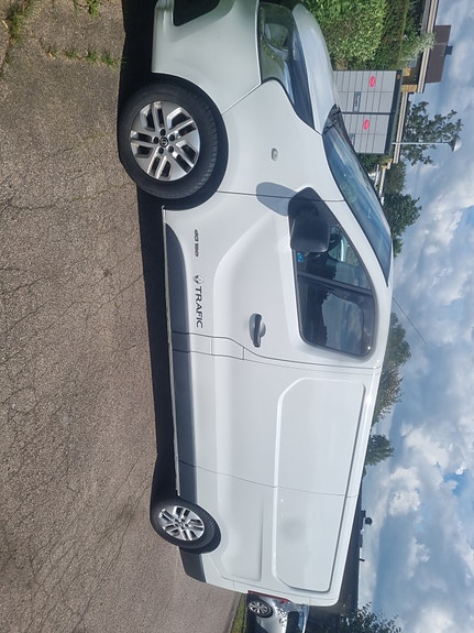 Renault Trafic 3 of 5