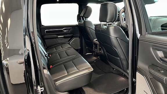 RAM 1500 5 of 13