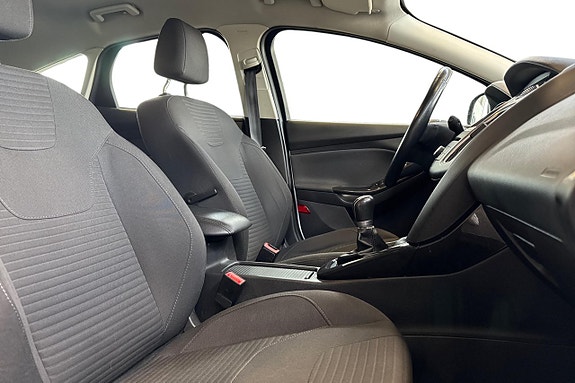 Ford Focus 11 of 25