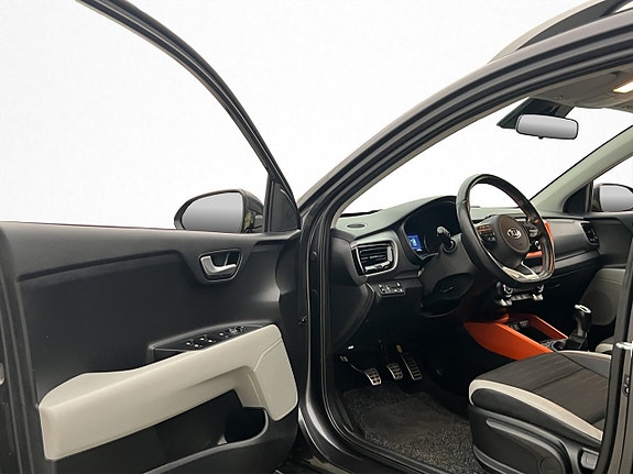 Kia Stonic 11 of 29