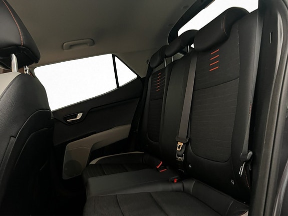 Kia Stonic 25 of 29