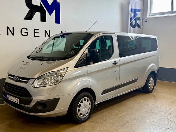 Ford Transit Custom 3 of 5