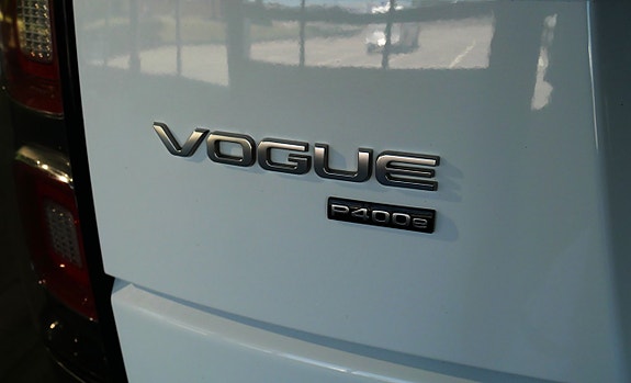 Land Rover Range Rover 25 of 26