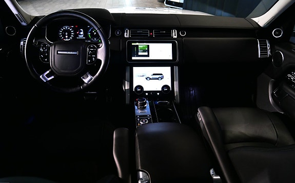 Land Rover Range Rover 10 of 26
