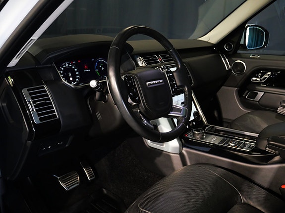 Land Rover Range Rover 7 of 26