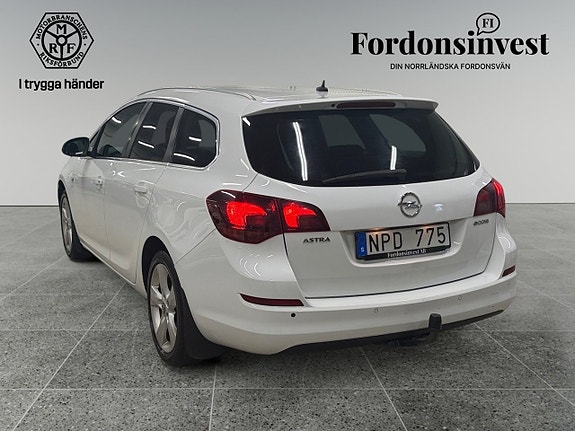 Opel Astra 3 of 5