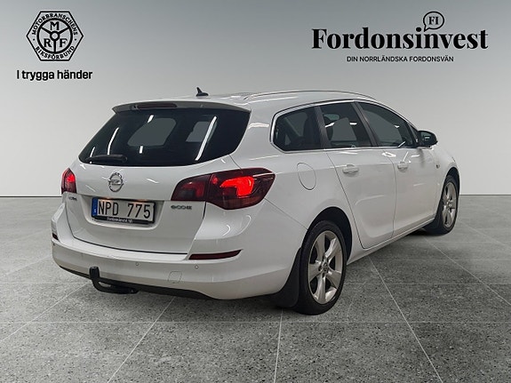 Opel Astra 2 of 5