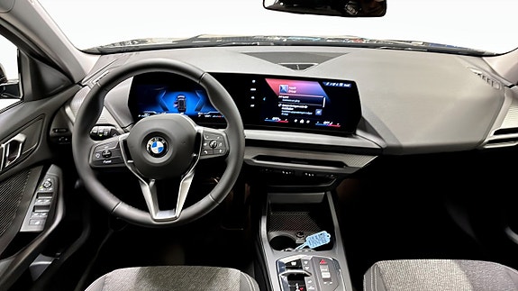 BMW 120 4 of 9