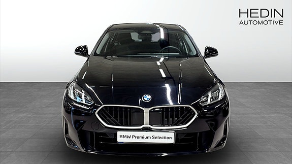 BMW 120 8 of 9