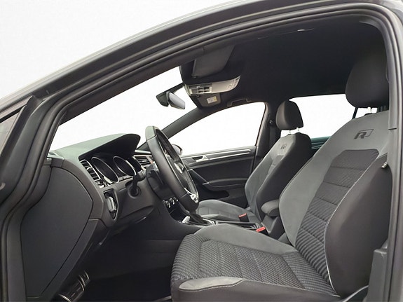 Volkswagen Golf I 11 of 29