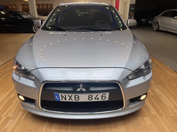 Mitsubishi Lancer 4 of 18