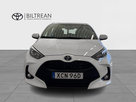 Toyota Yaris 6 of 13