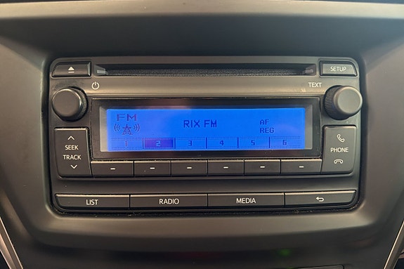 Toyota Avensis 12 of 15