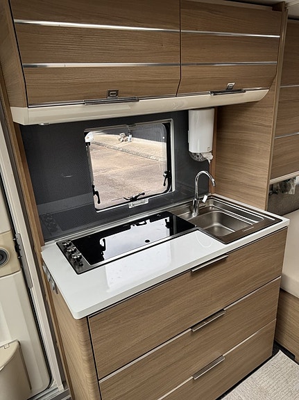 Adria ADORA 502UL 8 of 16