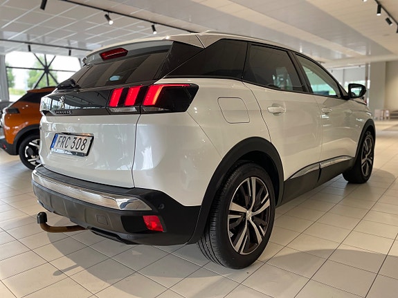Peugeot 3008 5 of 5