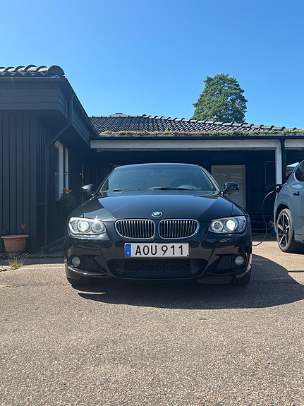 BMW 325i 5 of 5