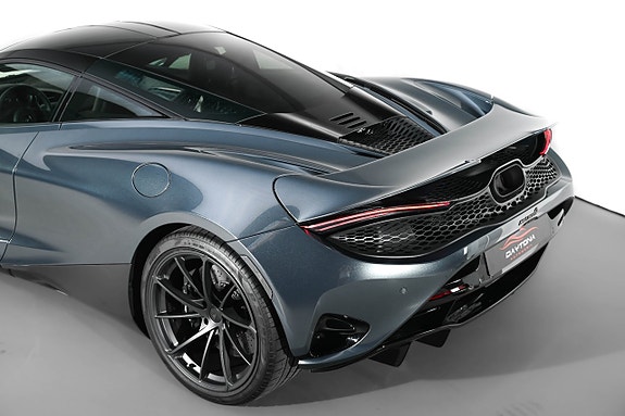 McLaren 750S 14 of 24