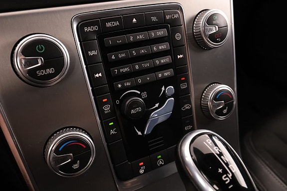 Volvo V60 23 of 30