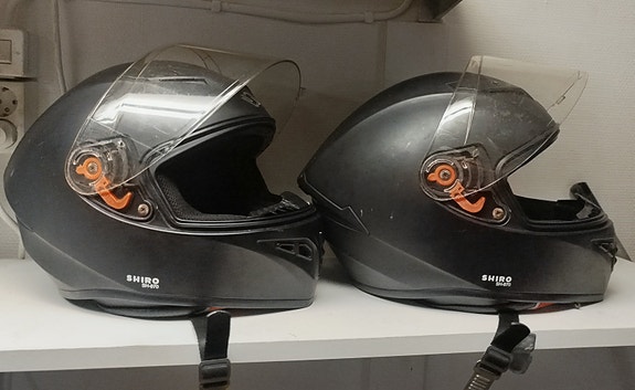 Product image 1 of 3