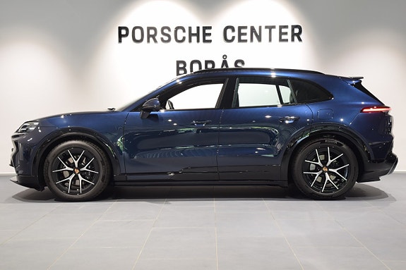 Porsche Cayenne 2 of 5