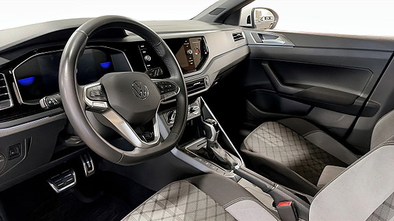 Volkswagen Taigo 8 of 14