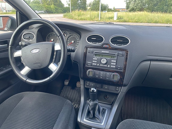 Ford Focus 14 of 19