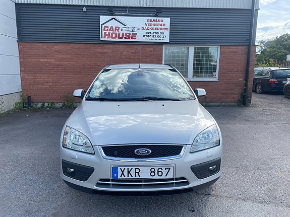 Ford Focus 2 of 5