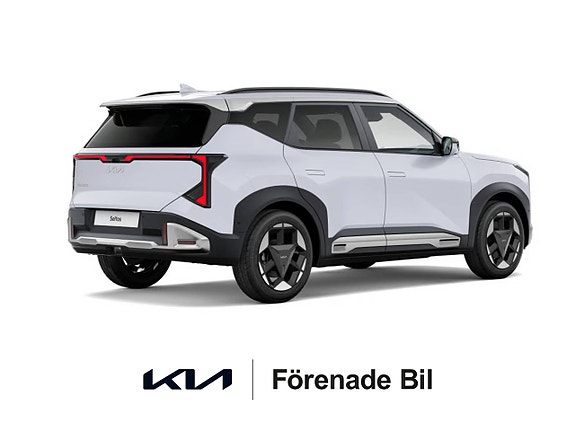 Kia Seltos 5 of 8