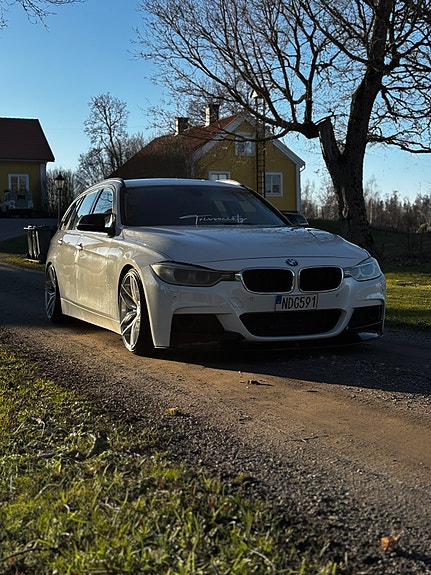 BMW 318d 5 of 12