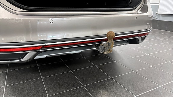 Volkswagen Passat Alltrack 13 of 13