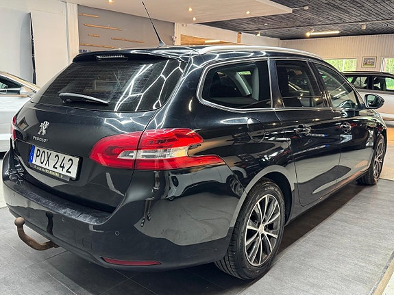Peugeot 308 SW 5 of 5