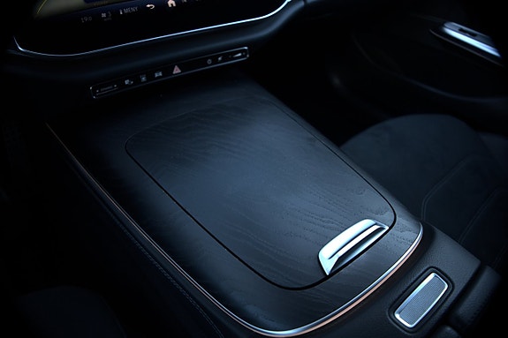 Mercedes-Benz E220 17 of 21